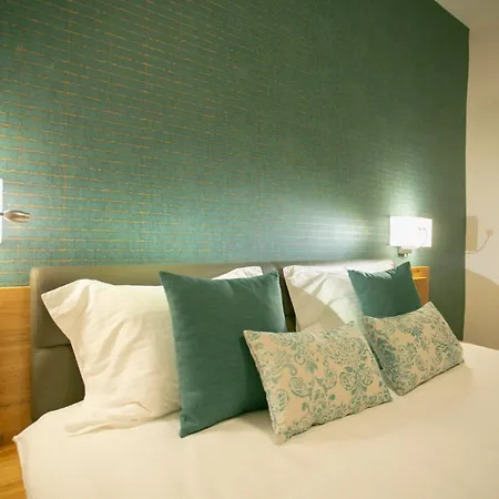 Royal Sea View Design Promenada 那沃达利